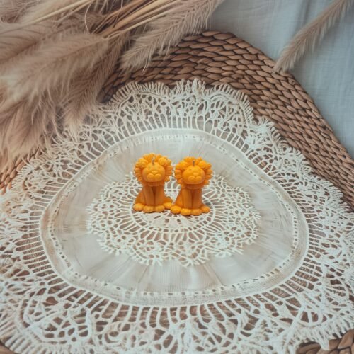 Mini and cute Lion candle