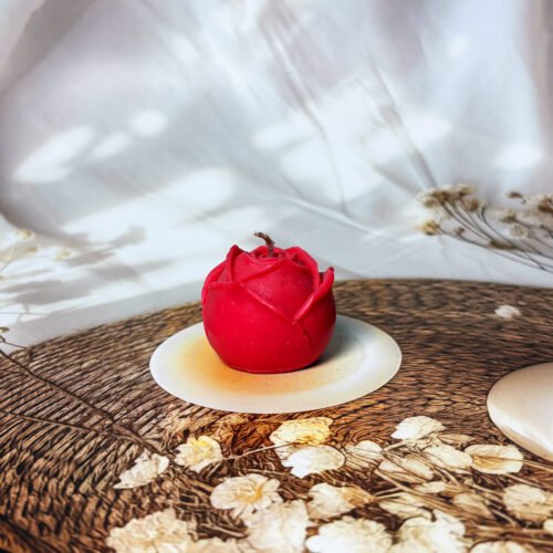 Beautiful rose candle